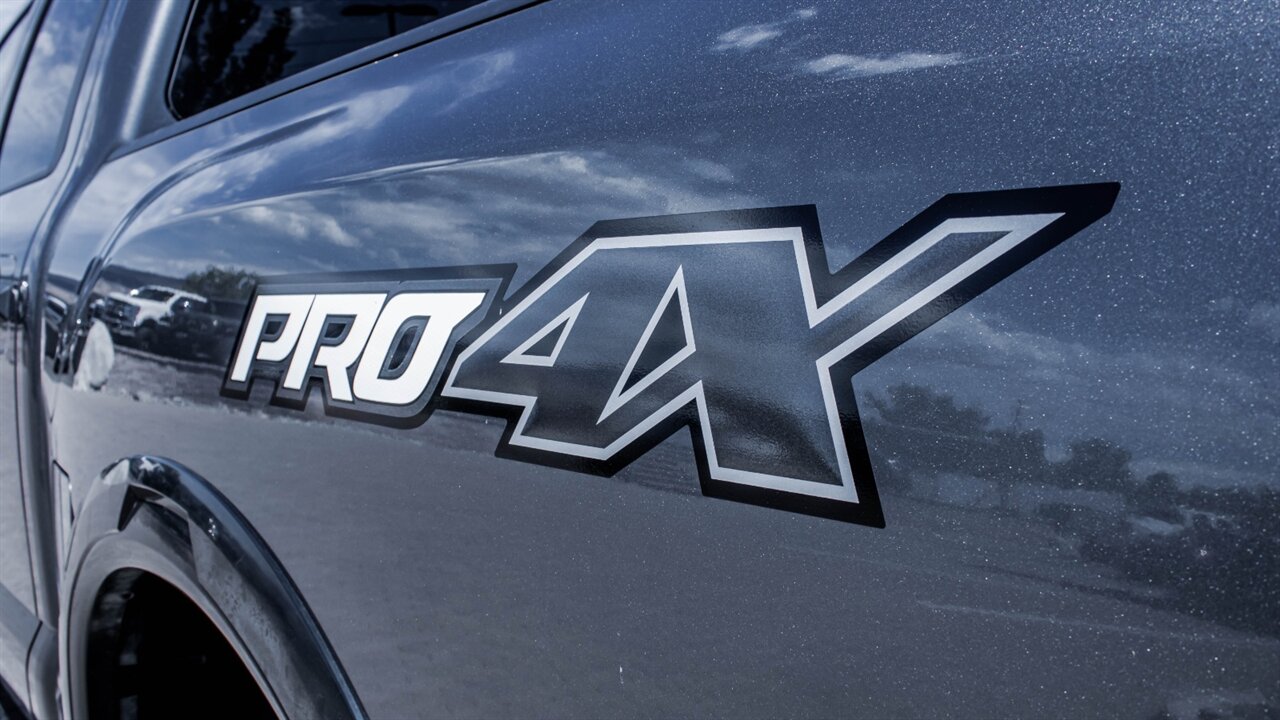 2021 Nissan Titan PRO-4X - Photo 7 - Reno, NV 89511