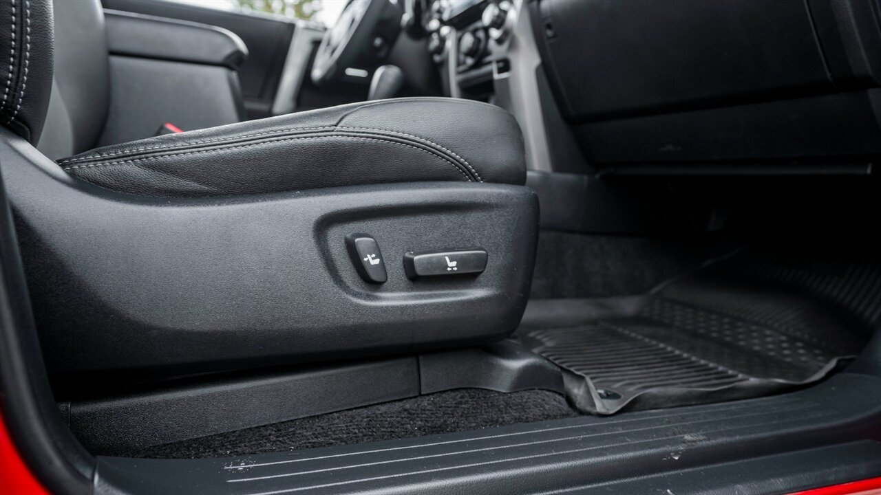 2022 Toyota 4Runner SR5 Premium - Photo 31 - Reno, NV 89511