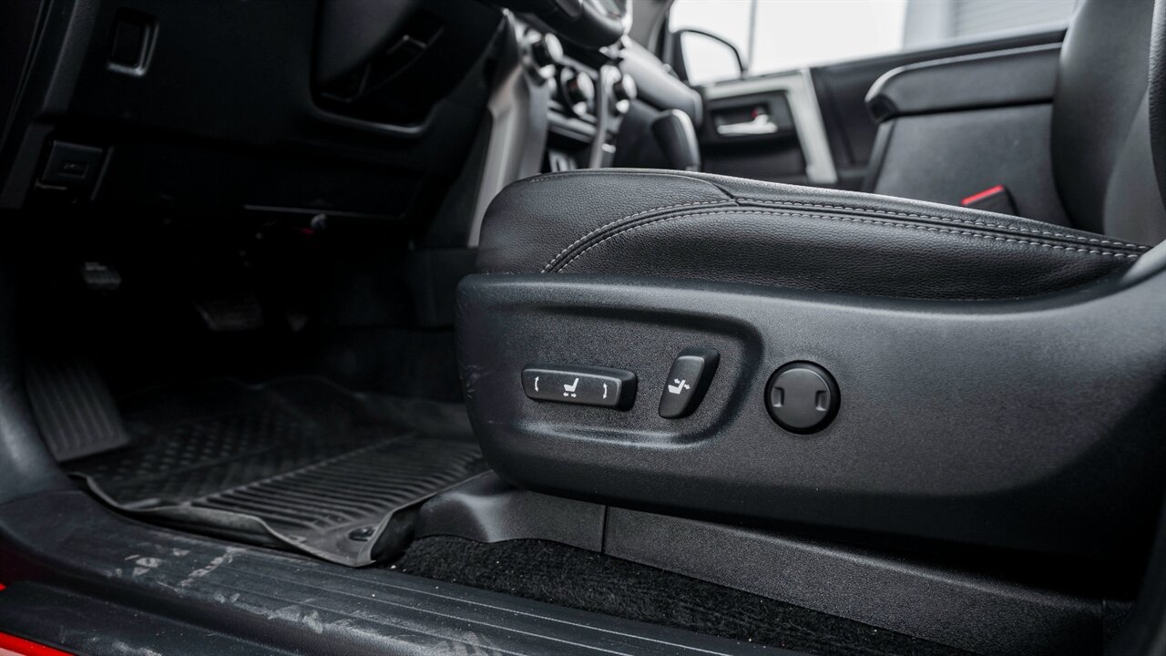 2022 Toyota 4Runner SR5 Premium - Photo 20 - Reno, NV 89511