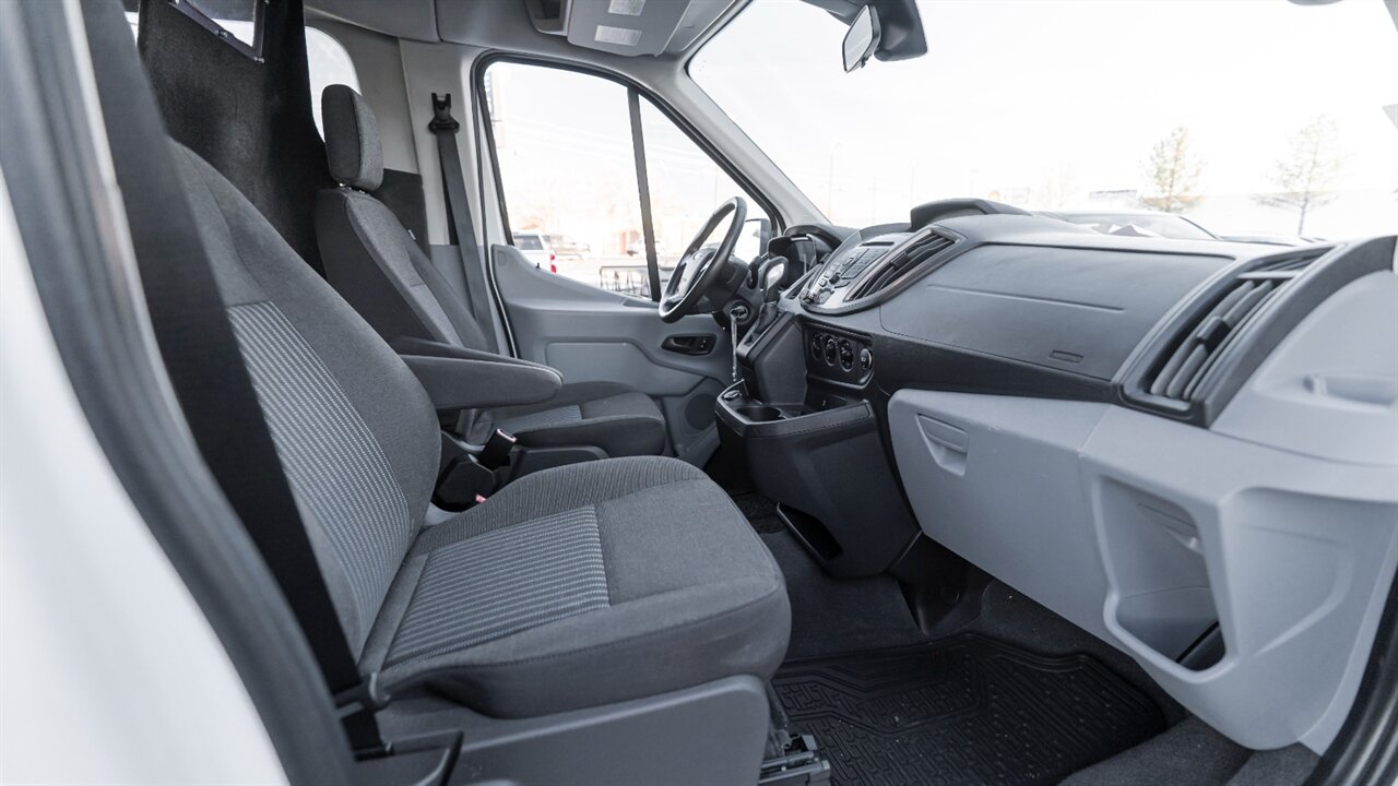 2017 Ford Transit XLT   - Photo 19 - Reno, NV 89511