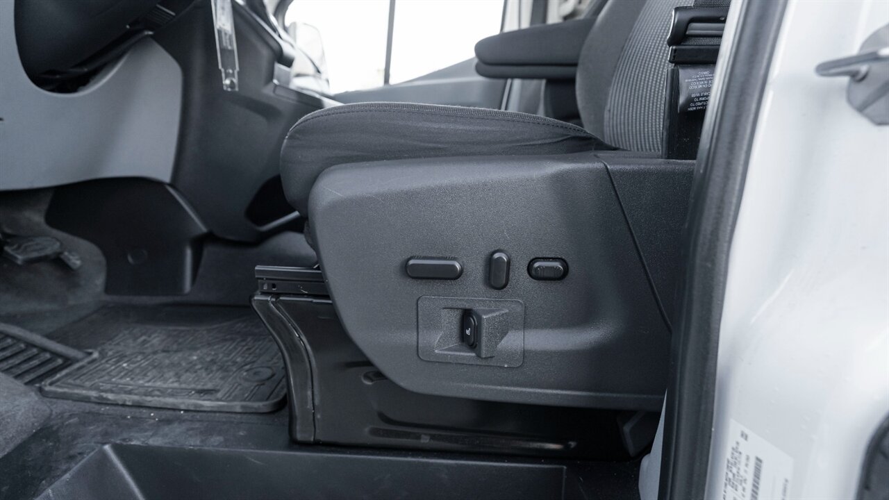 2017 Ford Transit XLT   - Photo 23 - Reno, NV 89511