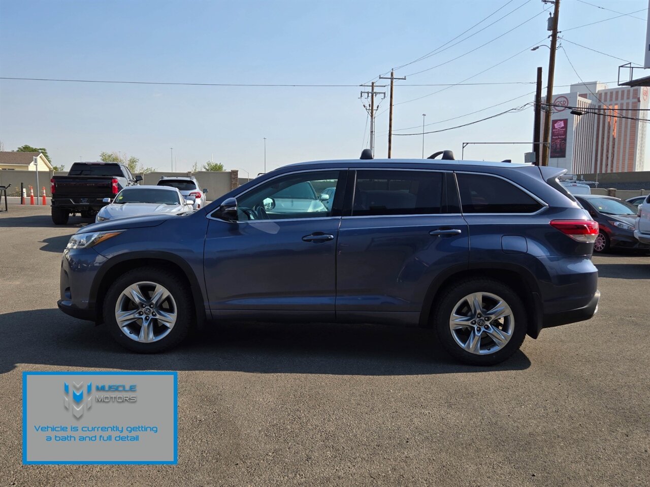 2017 Toyota Highlander Limited   - Photo 3 - Reno, NV 89511