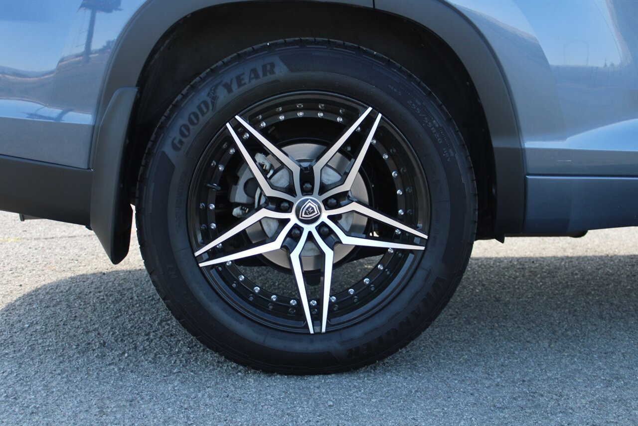 2017 Toyota Highlander Limited - Photo 17 - Reno, NV 89511