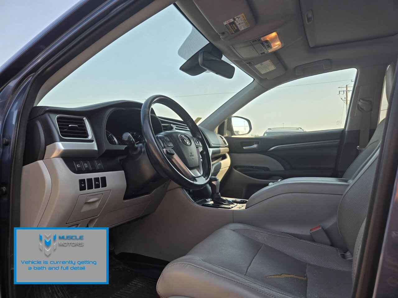 2017 Toyota Highlander Limited   - Photo 9 - Reno, NV 89511