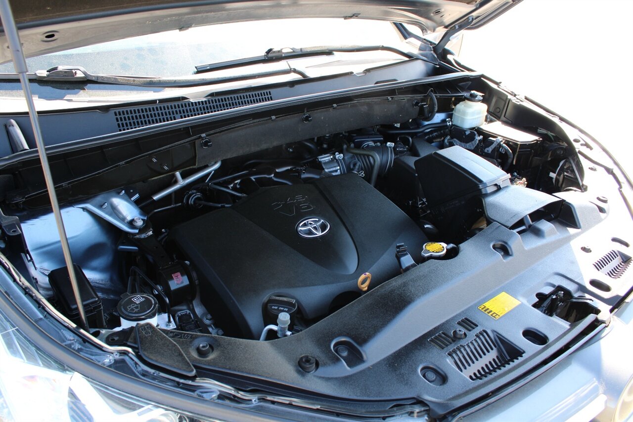 2017 Toyota Highlander Limited - Photo 13 - Reno, NV 89511