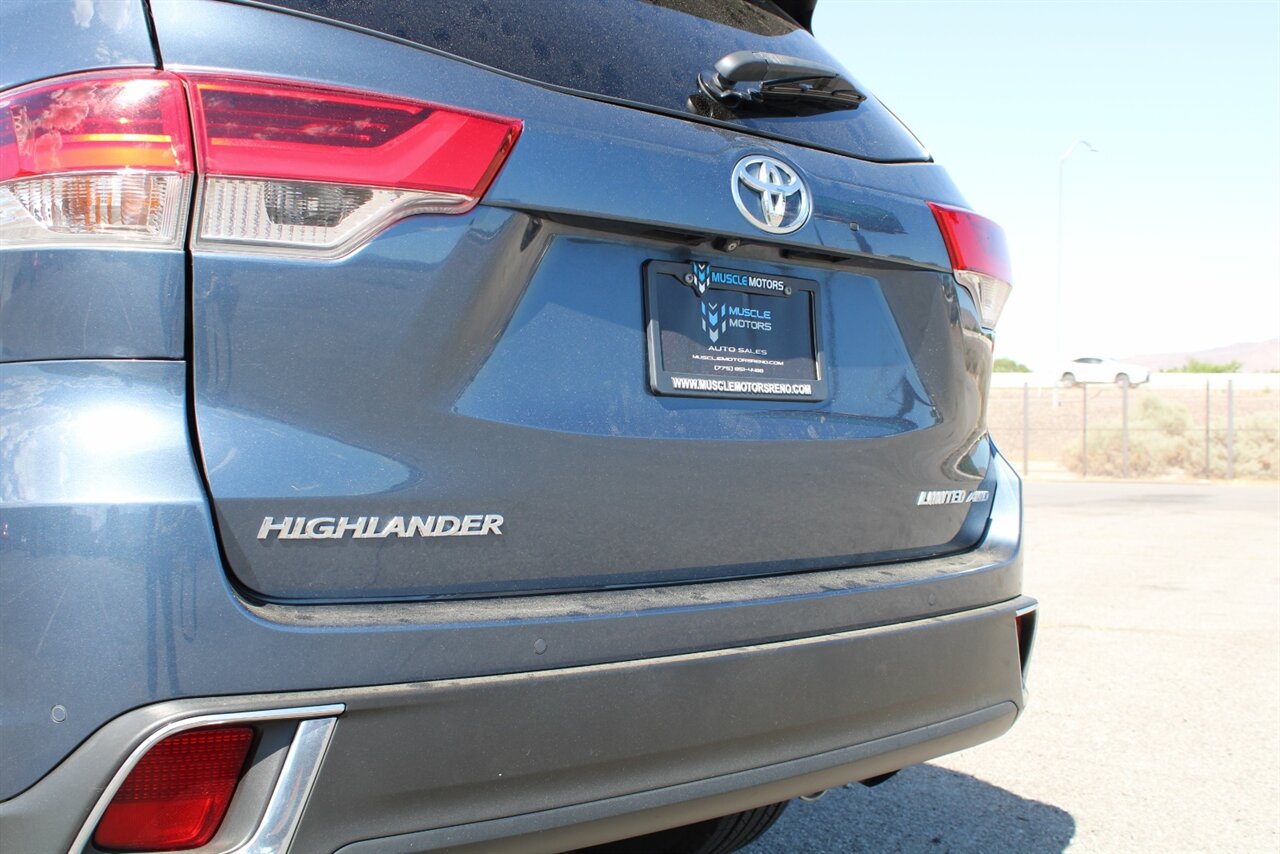 2017 Toyota Highlander Limited - Photo 24 - Reno, NV 89511