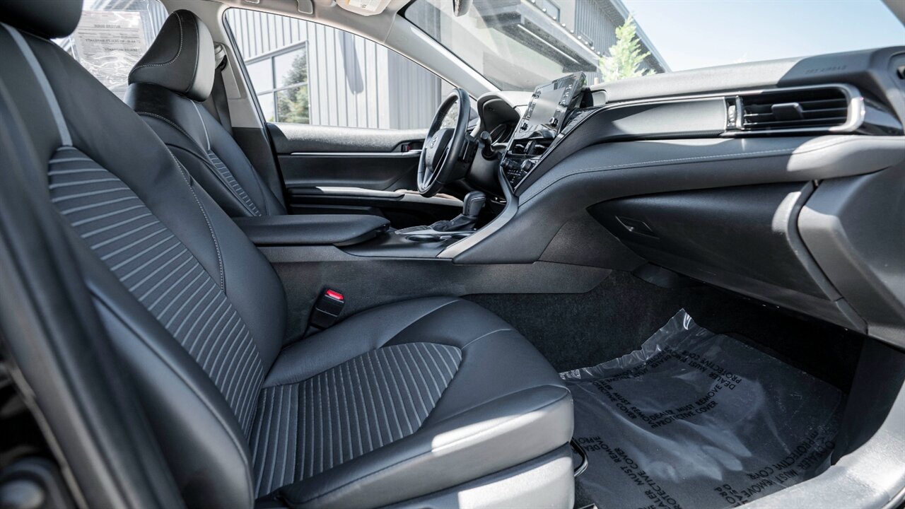 2022 Toyota Camry SE - Photo 18 - Reno, NV 89511