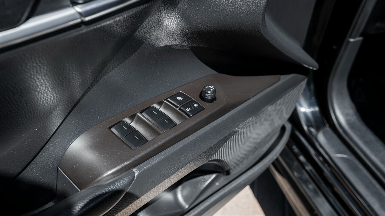 2022 Toyota Camry SE - Photo 20 - Reno, NV 89511