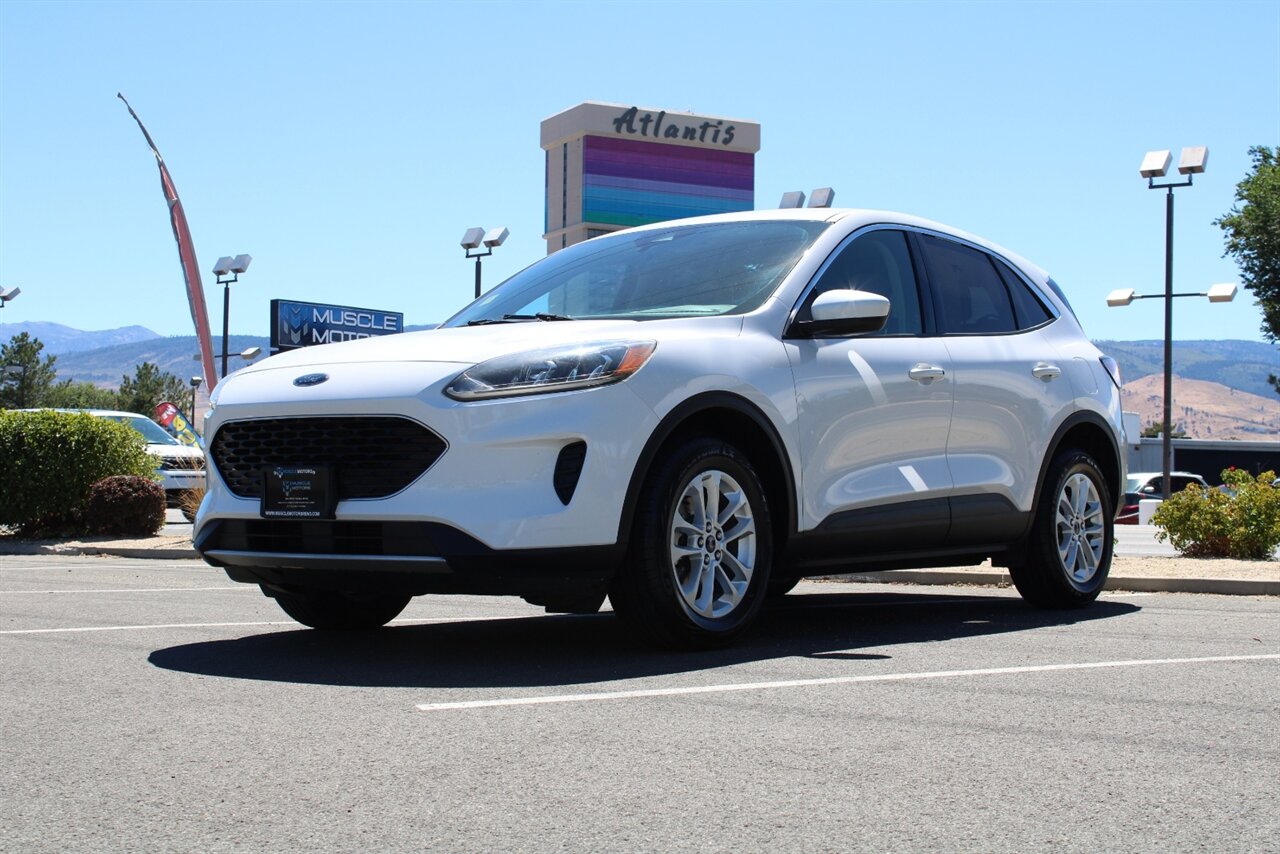 2020 Ford Escape SE - Photo 3 - Reno, NV 89511