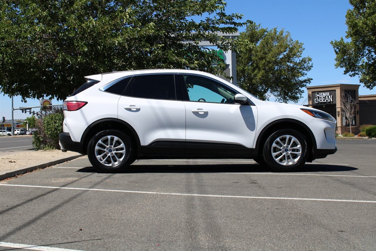 2020 Ford Escape SE - Photo 6 - Reno, NV 89511