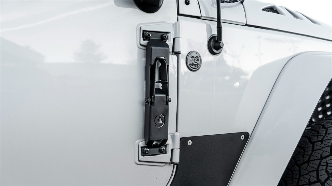 2013 Jeep Wrangler Unlimited Sahara - Photo 16 - Reno, NV 89511