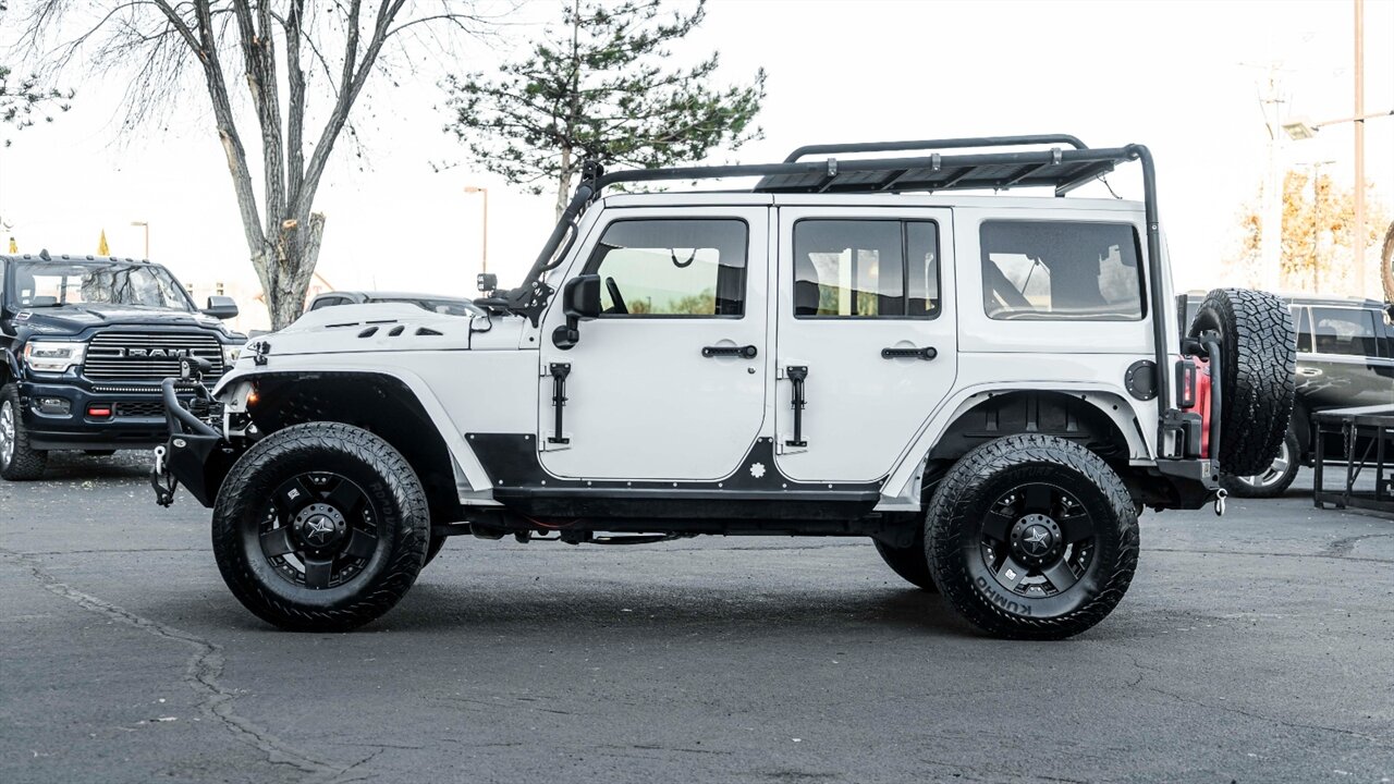 2013 Jeep Wrangler Unlimited Sahara - Photo 3 - Reno, NV 89511