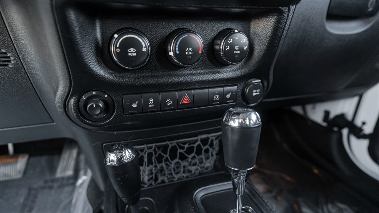 2013 Jeep Wrangler Unlimited Sahara - Photo 37 - Reno, NV 89511