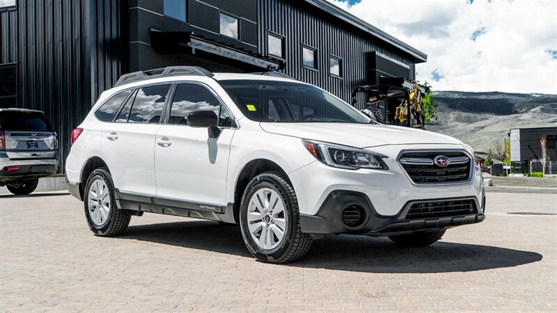 2019 Subaru Outback 2.5i  