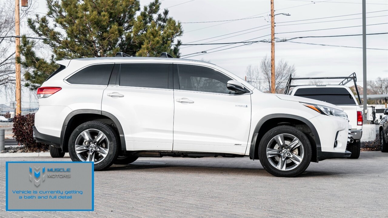 2019 Toyota Highlander Limited   - Photo 5 - Reno, NV 89511