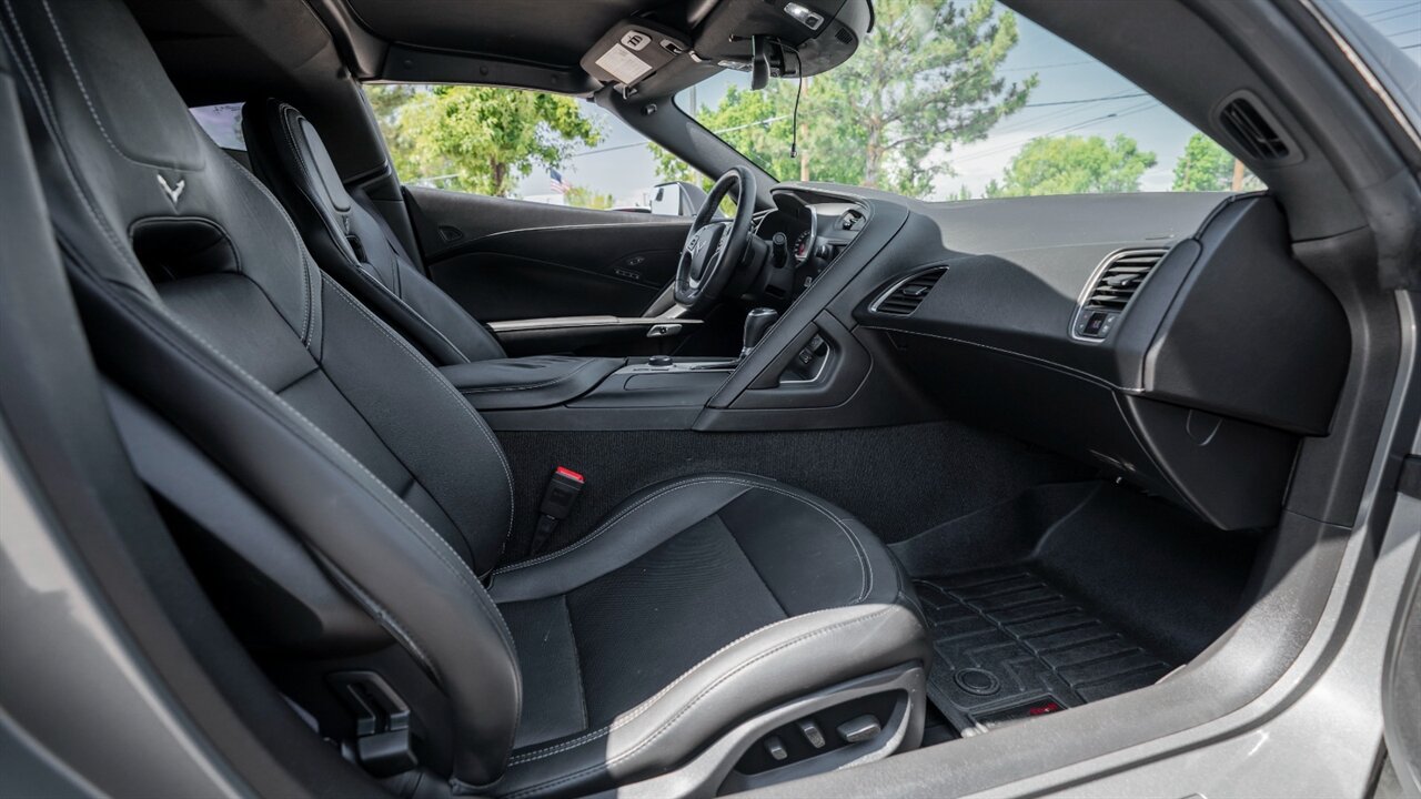 2016 Chevrolet Corvette Stingray 2LT   - Photo 21 - Reno, NV 89511
