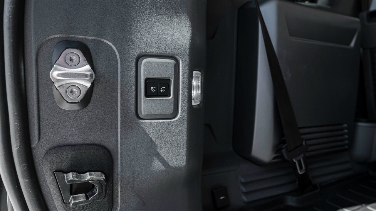 2021 Land Rover Defender S - Photo 39 - Reno, NV 89511