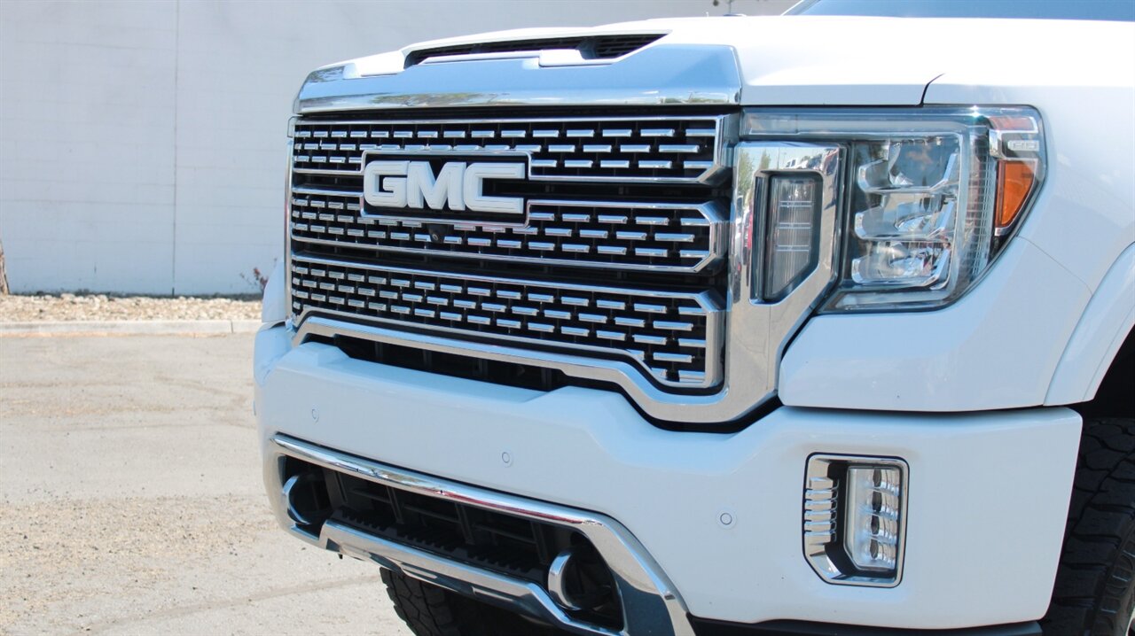 2020 GMC Sierra 2500HD Denali - Photo 4 - Reno, NV 89511