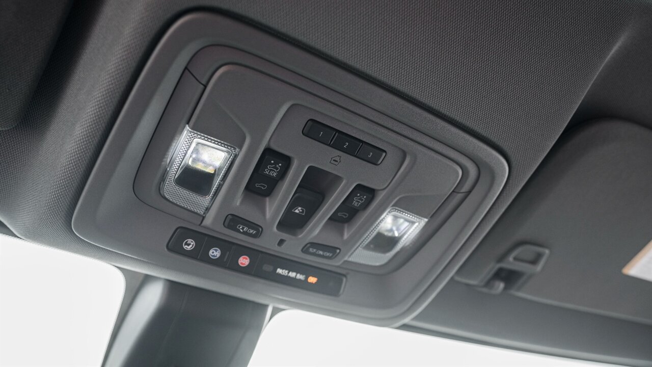 2020 Chevrolet Silverado 2500HD LTZ   - Photo 32 - Reno, NV 89511