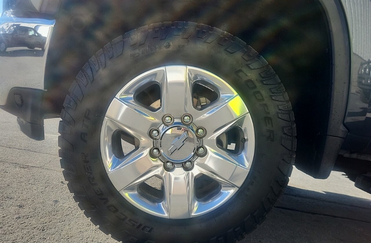 2020 Chevrolet Silverado 2500HD LTZ   - Photo 8 - Reno, NV 89511