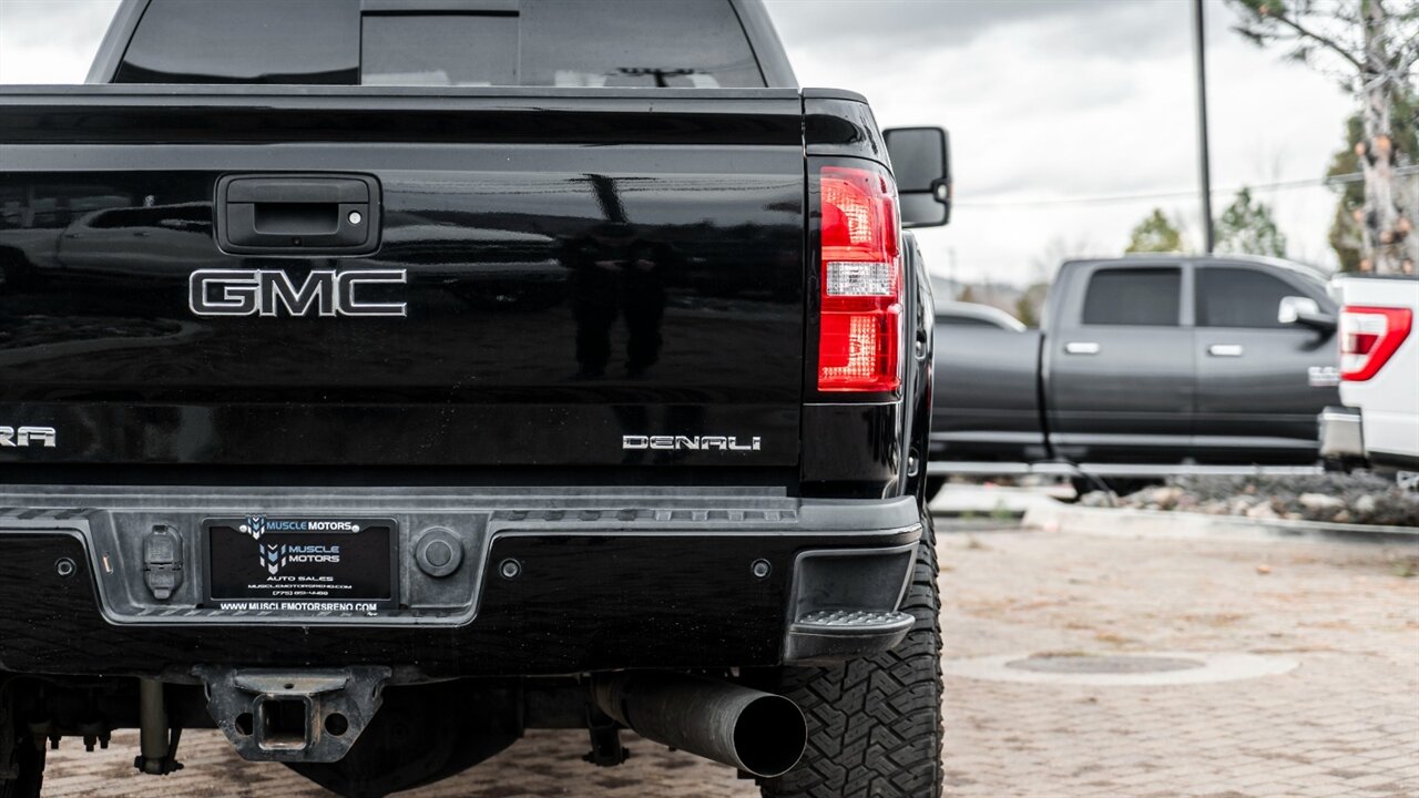 2019 GMC Sierra 2500 Denali   - Photo 10 - Reno, NV 89511