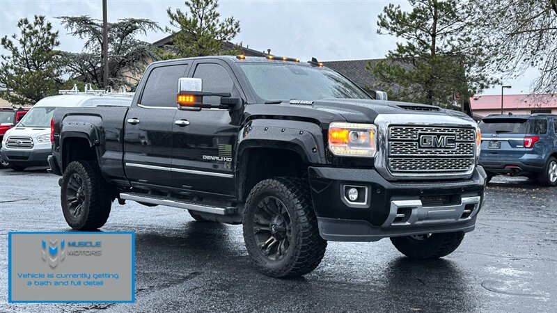 2019 GMC Sierra 2500 Denali  