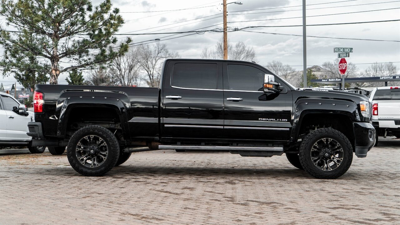 2019 GMC Sierra 2500 Denali   - Photo 5 - Reno, NV 89511