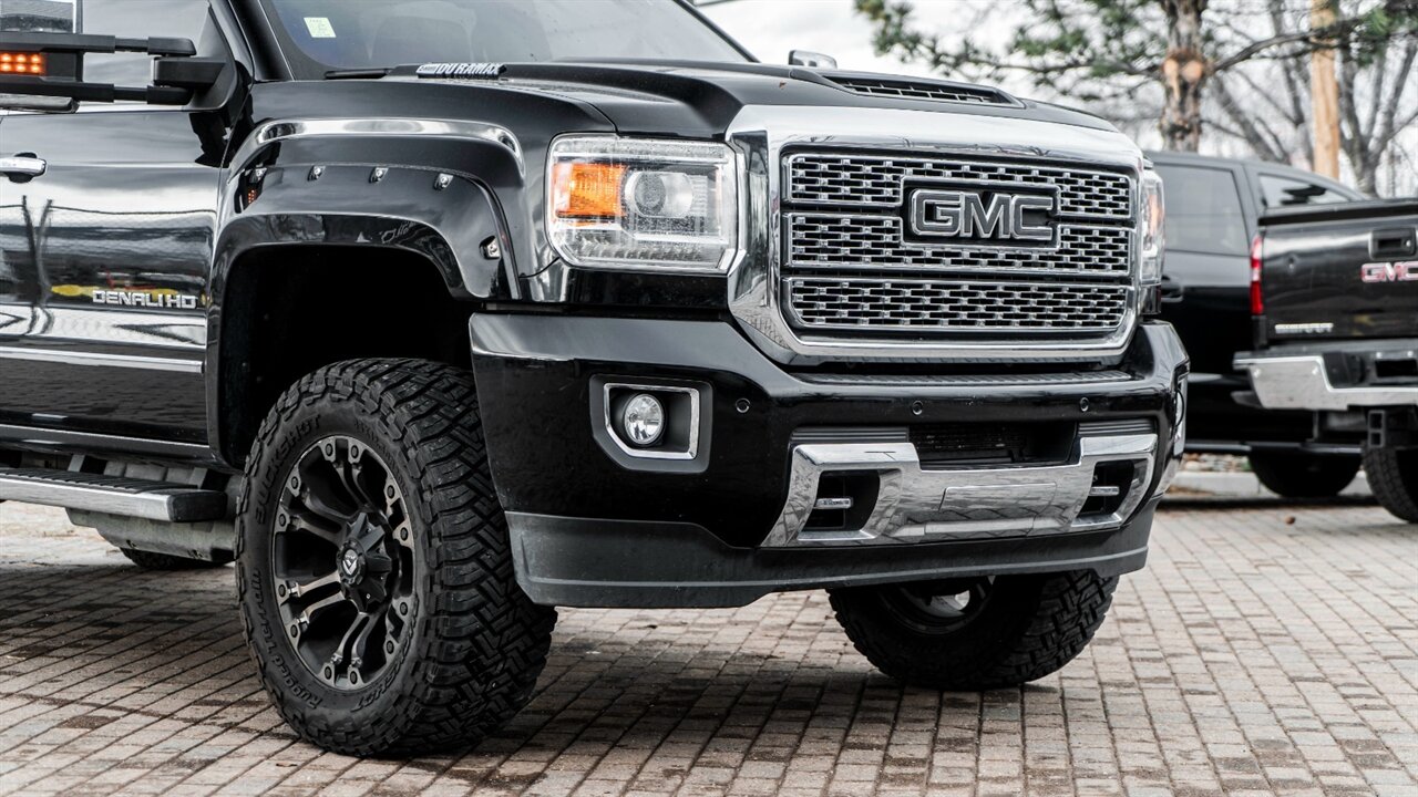 2019 GMC Sierra 2500 Denali   - Photo 7 - Reno, NV 89511