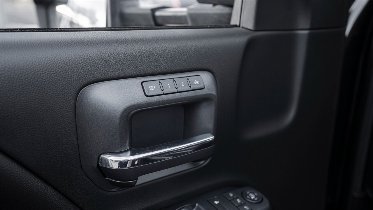 2019 GMC Sierra 2500 Denali   - Photo 18 - Reno, NV 89511