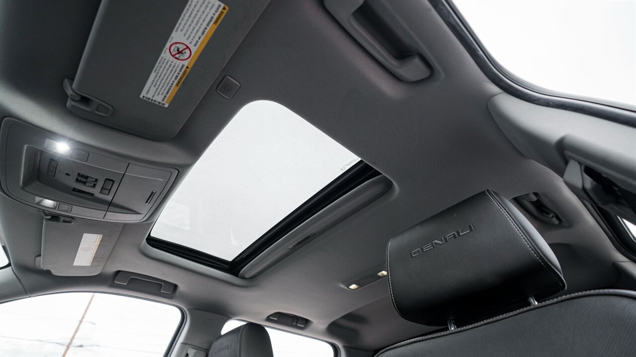 2019 GMC Sierra 2500 Denali   - Photo 12 - Reno, NV 89511