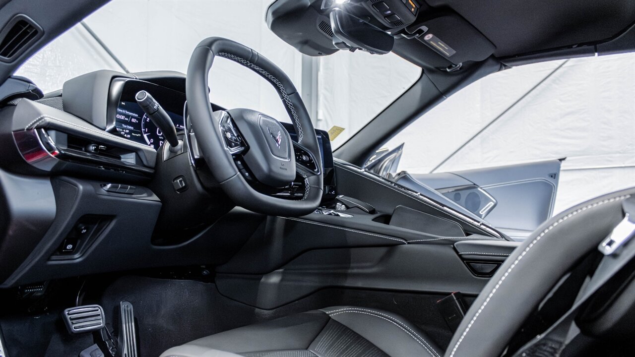 2024 Chevrolet Corvette Stingray 2LT - Photo 25 - Reno, NV 89511
