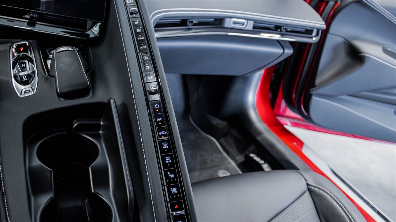 2024 Chevrolet Corvette Stingray 2LT - Photo 39 - Reno, NV 89511