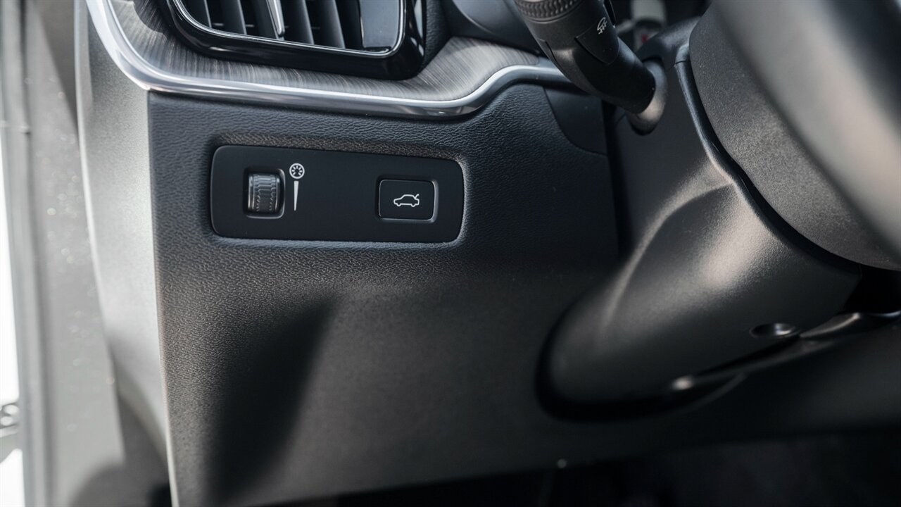 2021 Volvo XC60 T5 Momentum - Photo 21 - Reno, NV 89511