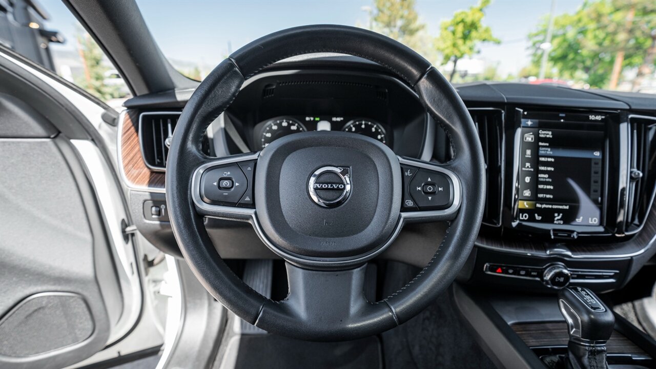 2021 Volvo XC60 T5 Momentum - Photo 22 - Reno, NV 89511