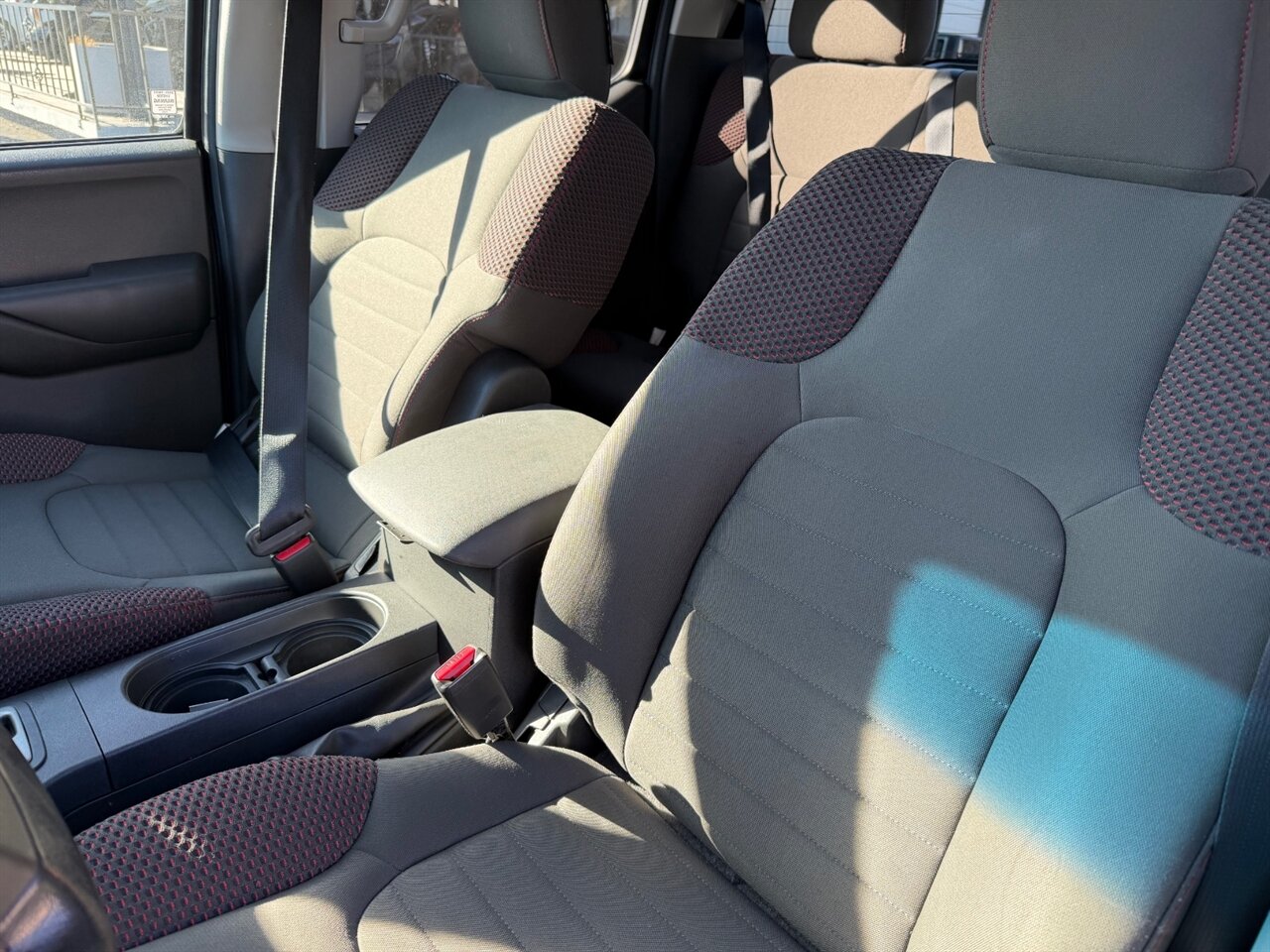 2011 Nissan Frontier PRO-4X   - Photo 9 - Reno, NV 89511