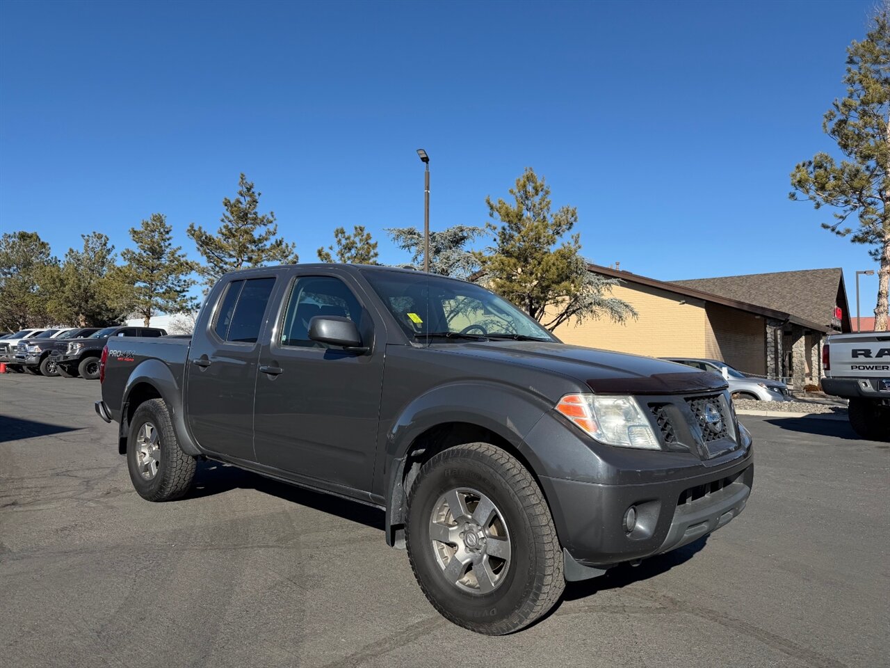 2011 Nissan Frontier PRO-4X   - Photo 1 - Reno, NV 89511