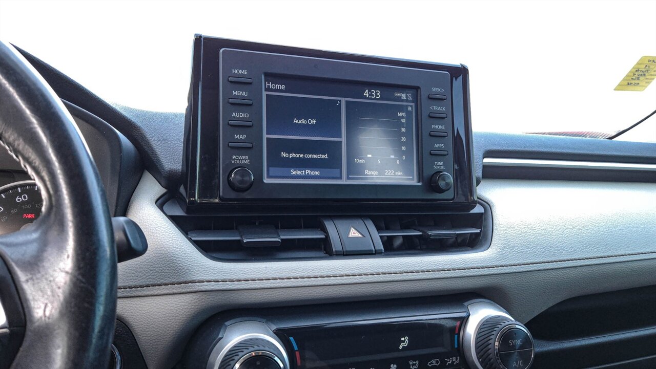 2019 Toyota RAV4 XLE   - Photo 17 - Reno, NV 89511