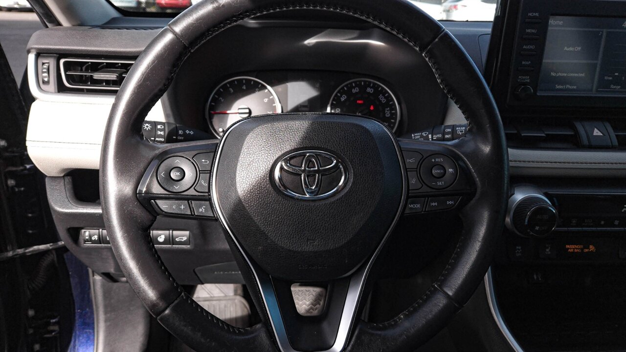 2019 Toyota RAV4 XLE   - Photo 12 - Reno, NV 89511