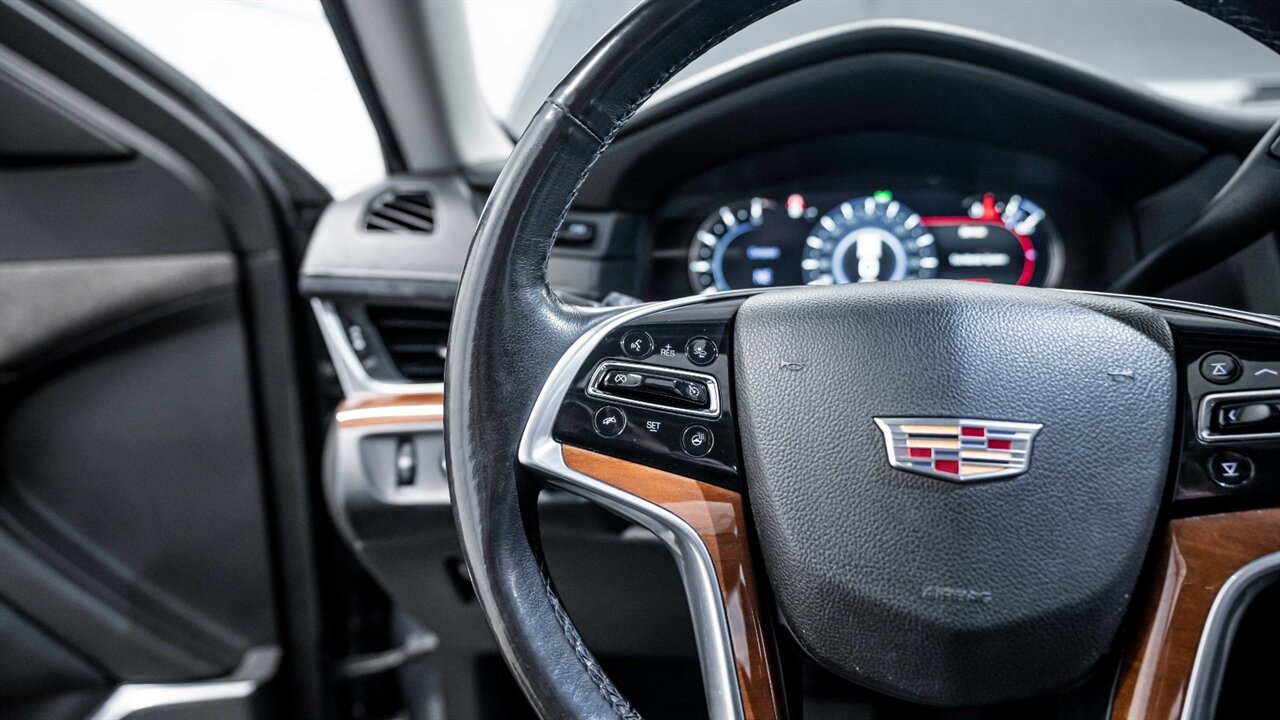 2019 Cadillac Escalade Premium Luxury   - Photo 37 - Reno, NV 89511