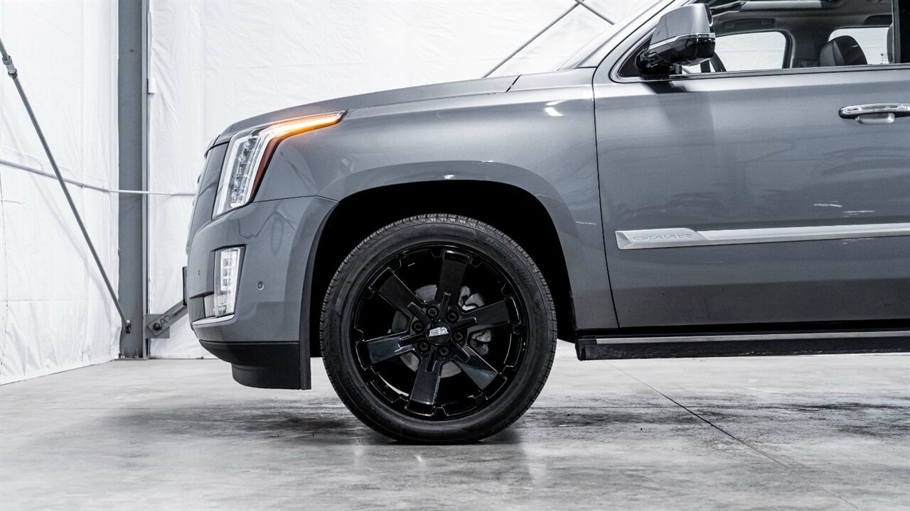 2019 Cadillac Escalade Premium Luxury   - Photo 13 - Reno, NV 89511