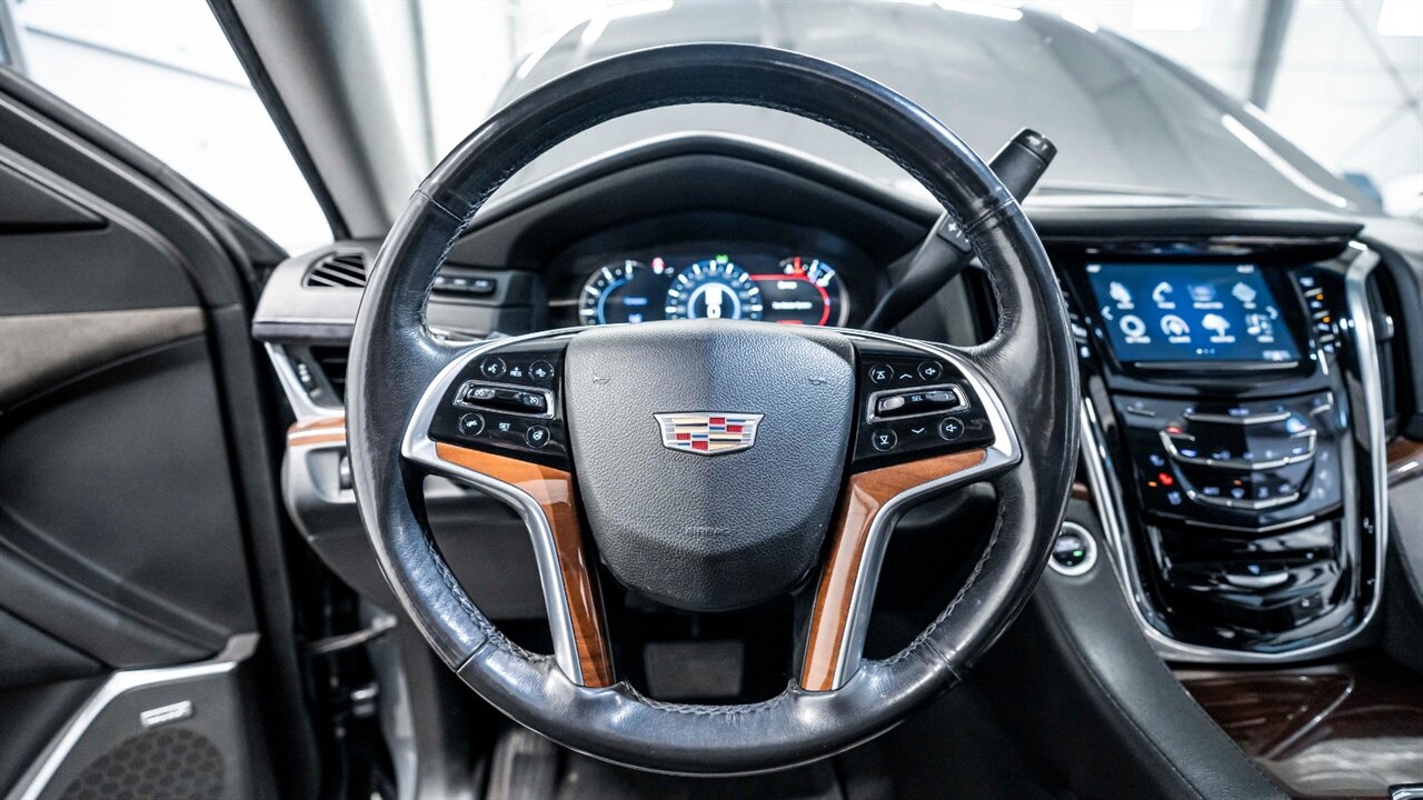 2019 Cadillac Escalade Premium Luxury   - Photo 36 - Reno, NV 89511