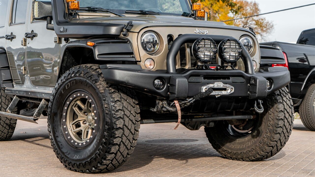 2015 Jeep Wrangler Unlimited Rubicon  AEV 6.4L V8 CONVERSION - Photo 12 - Reno, NV 89511