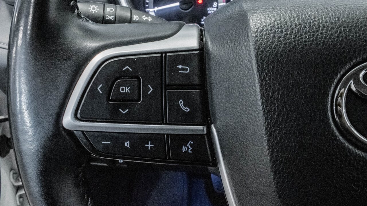 2023 Toyota Highlander XLE - Photo 27 - Reno, NV 89511