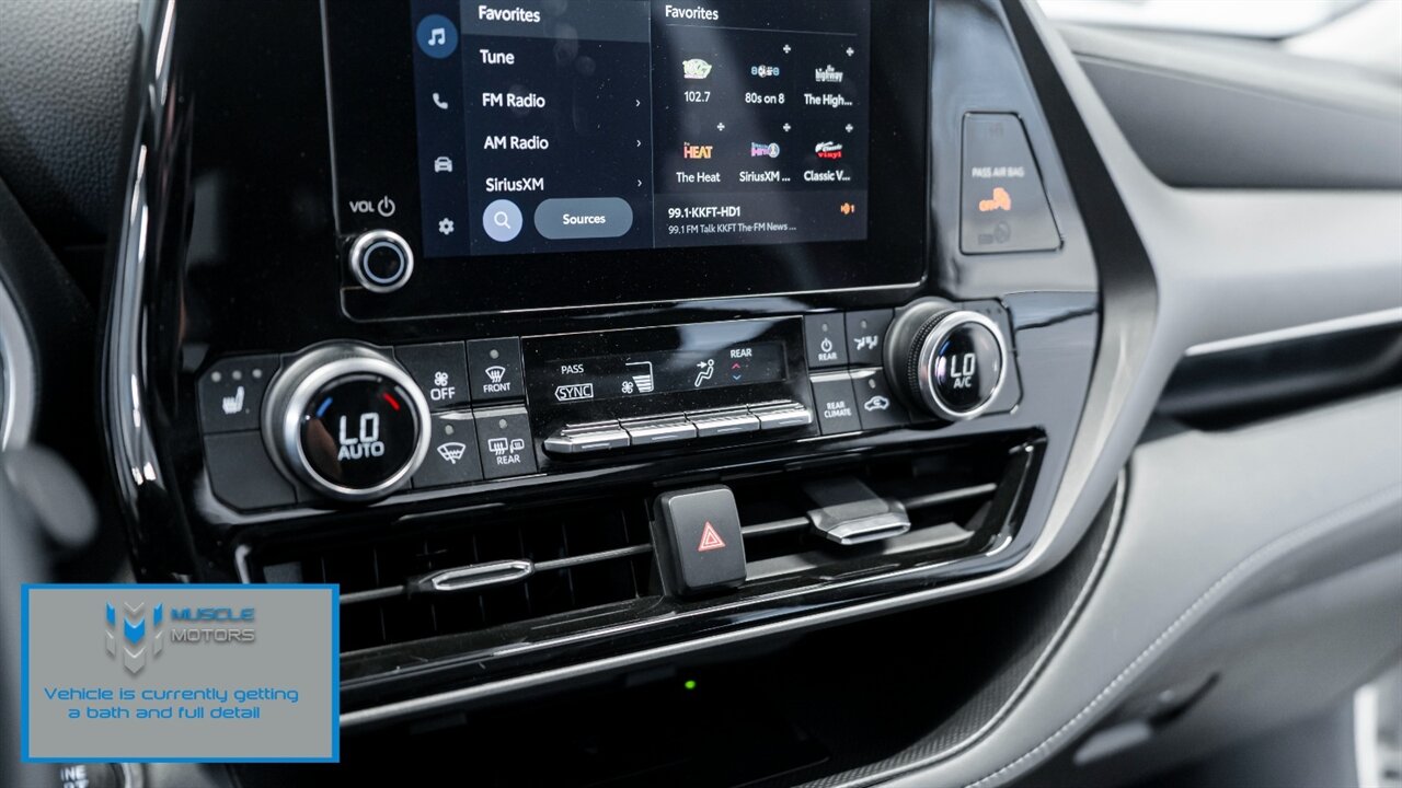 2023 Toyota Highlander XLE - Photo 23 - Reno, NV 89511