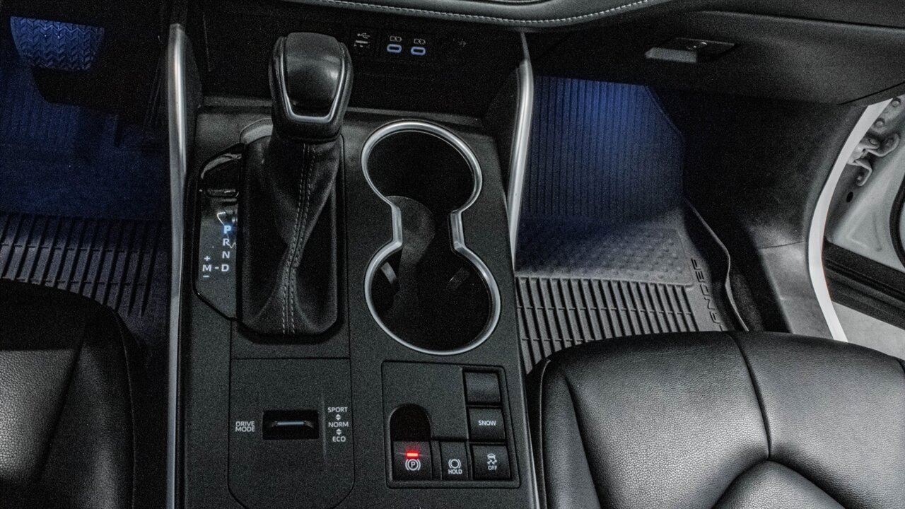 2023 Toyota Highlander XLE - Photo 29 - Reno, NV 89511