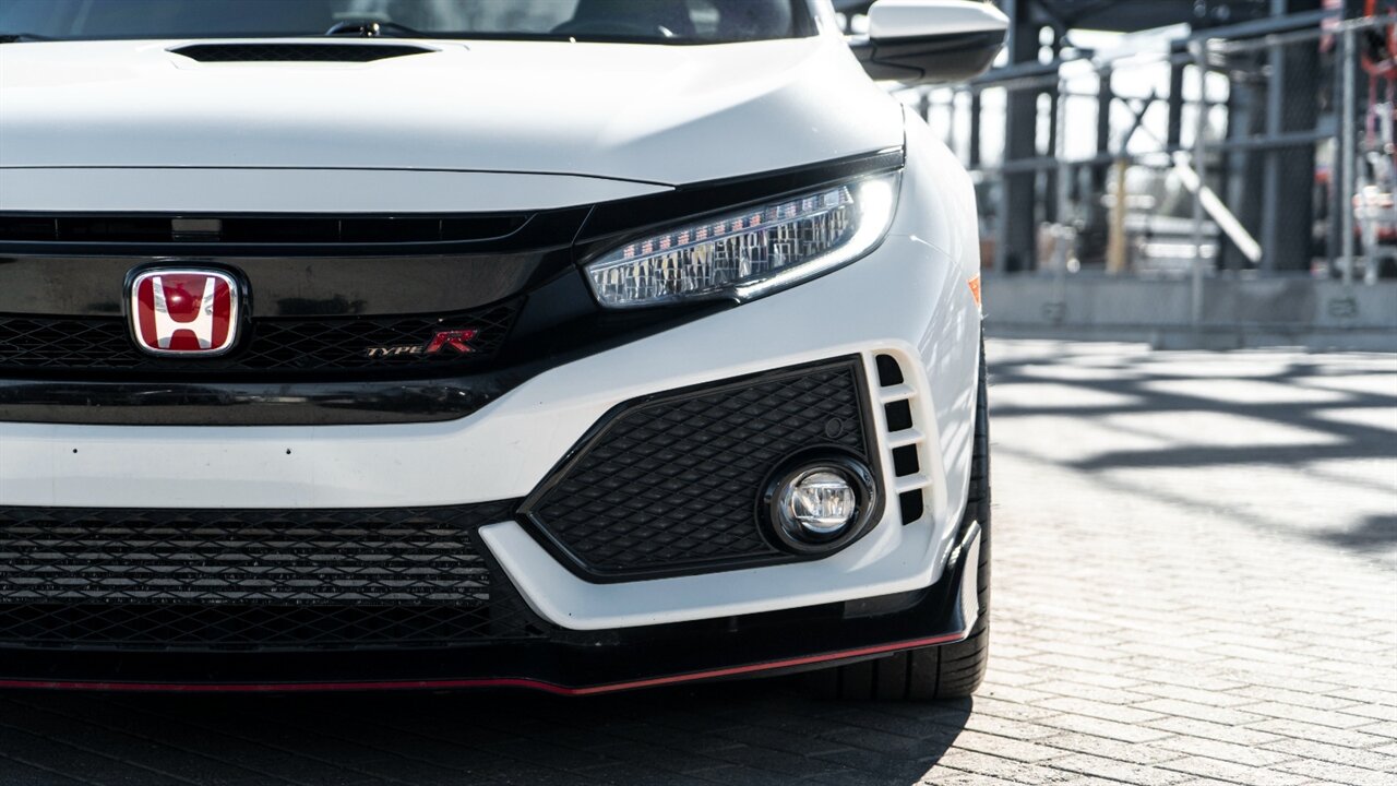 2019 Honda Civic Touring   - Photo 8 - Reno, NV 89511