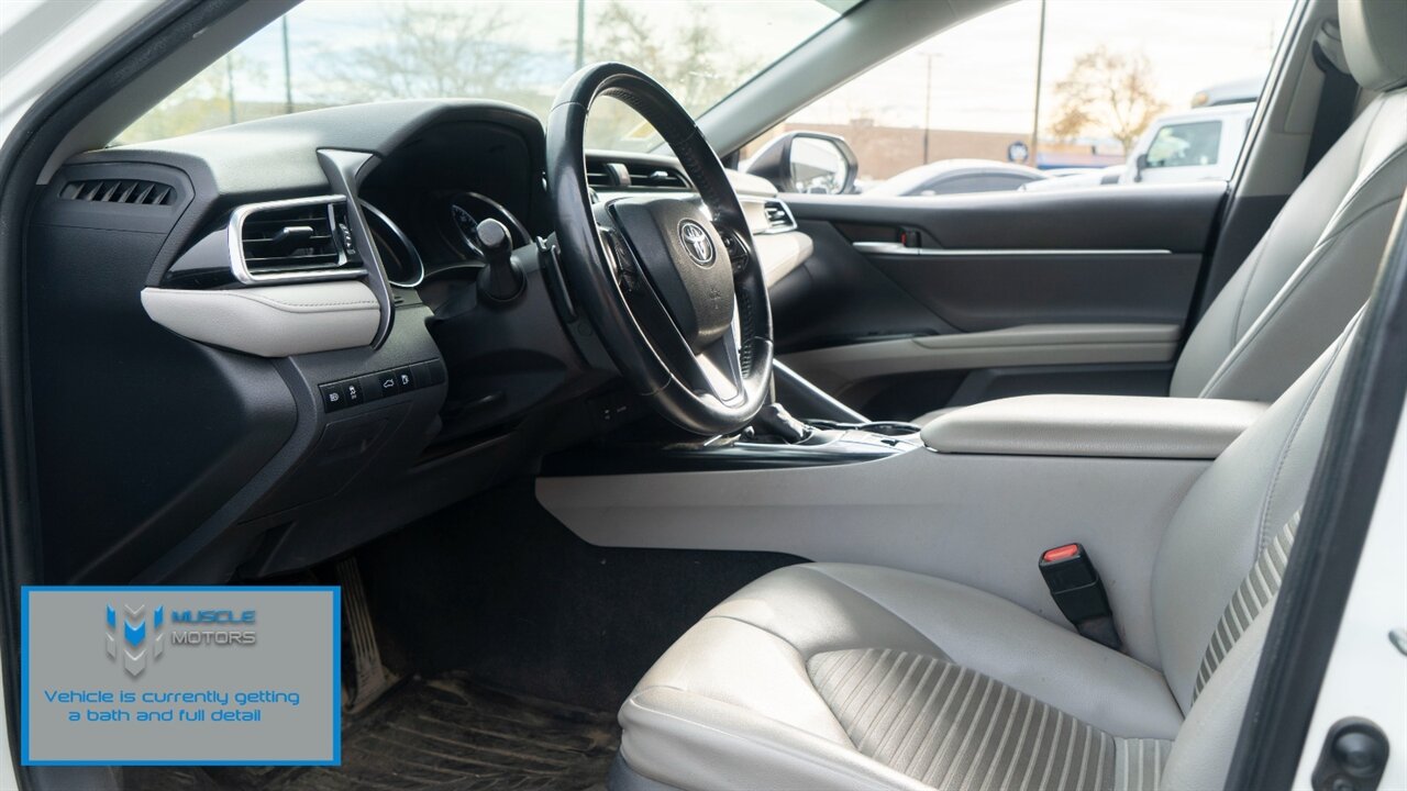 2018 Toyota Camry SE  Hybrid - Photo 8 - Reno, NV 89511