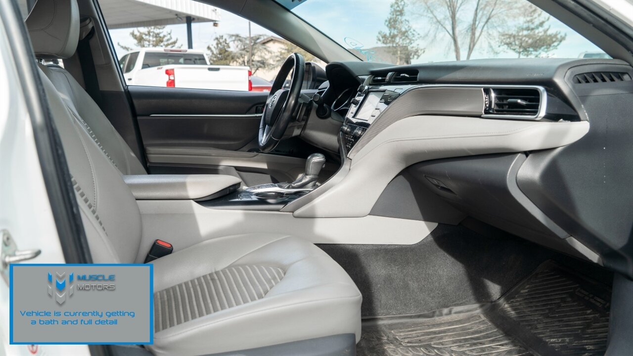 2018 Toyota Camry SE  Hybrid - Photo 12 - Reno, NV 89511