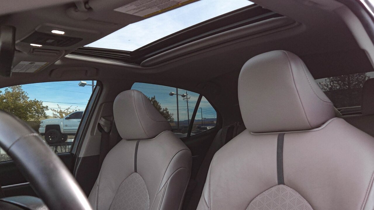 2021 Toyota Camry Hybrid XSE - Photo 15 - Reno, NV 89511