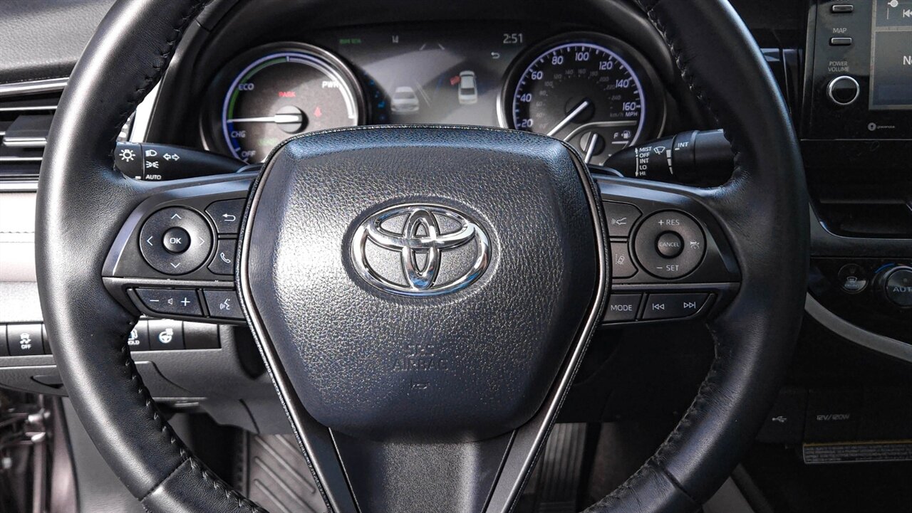 2021 Toyota Camry Hybrid XSE - Photo 11 - Reno, NV 89511
